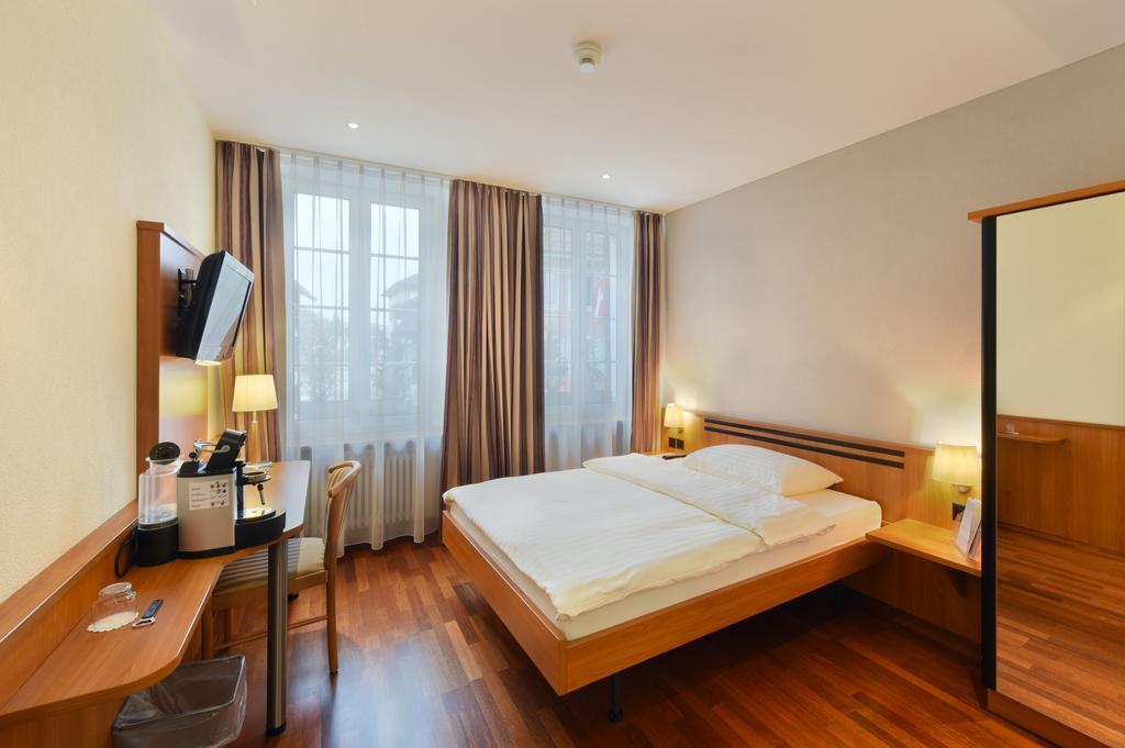Apart Hotel Amadeo Zofingen Exterior photo